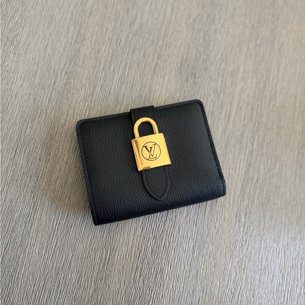 Low Key Compact Wallet
